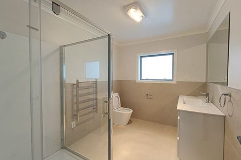 Photo of property in 39 Miramar Place, Pakuranga, Auckland, 2010