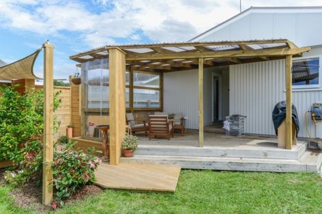 Photo of property in 713 Ballantyne Street, Frimley, Hastings, 4120