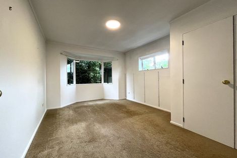 Photo of property in 237a Point Chevalier Road, Point Chevalier, Auckland, 1022