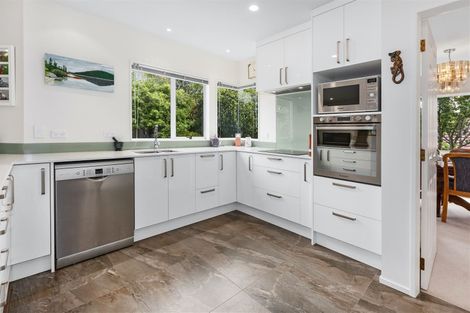 Photo of property in 9 Lanyon Place, Whitby, Porirua, 5024