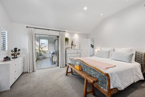 Photo of property in 1/13 Milford Road, Milford, Auckland, 0620