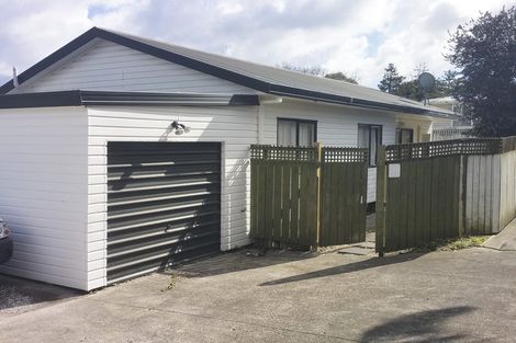 Photo of property in 7a Oteha Valley, Northcross, Auckland, 0632