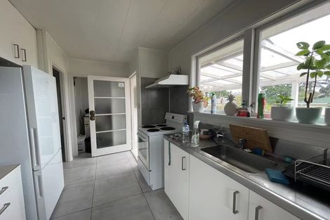 Photo of property in 83 Archmillen Avenue, Pakuranga Heights, Auckland, 2010