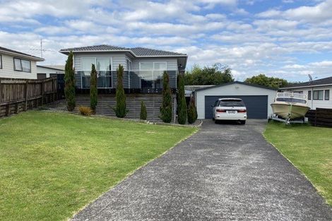 Photo of property in 69 Marendellas Drive, Bucklands Beach, Auckland, 2014