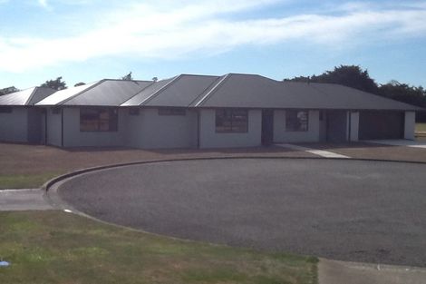 Photo of property in 10 Hanalin Drive, Marton, 4710