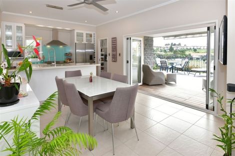 Photo of property in 2 Bella Vista Drive, Gulf Harbour, Whangaparaoa, 0930