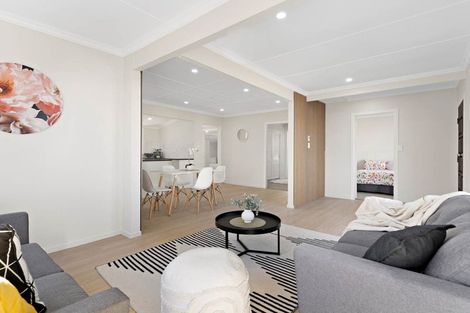 Photo of property in 14 Plunket Avenue, Papatoetoe, Auckland, 2104