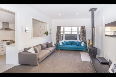 Photo of property in 28 Olliviers Road, Phillipstown, Christchurch, 8011