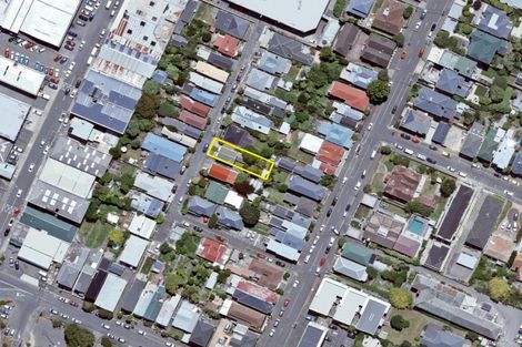 Photo of property in 8 Moir Street, Mount Victoria, Wellington, 6011