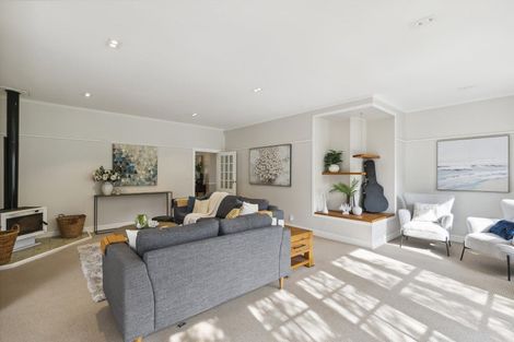 Photo of property in 73 Oxford Street, Tawa, Wellington, 5028