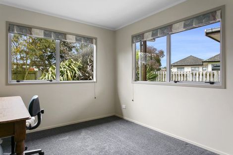 Photo of property in 18 Brompton Close, Richmond Heights, Taupo, 3330