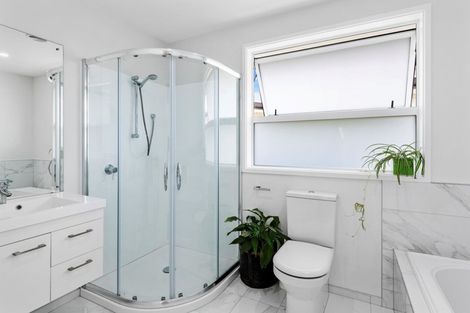 Photo of property in 18 Westhill Lane, Papamoa Beach, Papamoa, 3118