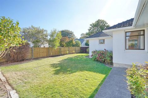 Photo of property in 88c Maidstone Road, Ilam, Christchurch, 8041