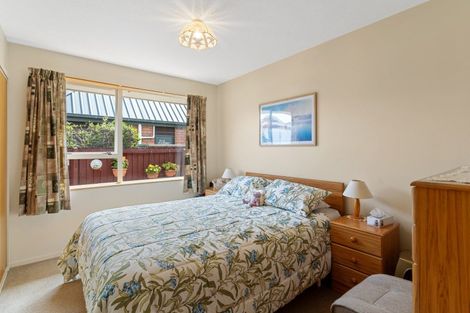 Photo of property in 3/35 Avonhead Road, Avonhead, Christchurch, 8042