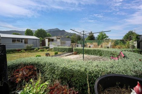 Photo of property in 22 Hampden Street, Murchison, 7007