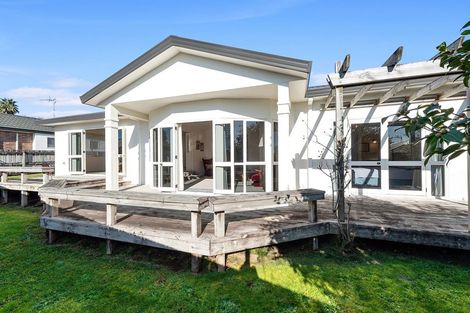 Photo of property in 14 Ben Lomond Place, Nawton, Hamilton, 3200