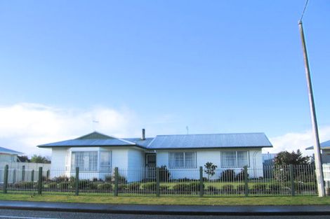 Photo of property in 8 Caernarvon Drive, Flaxmere, Hastings, 4120