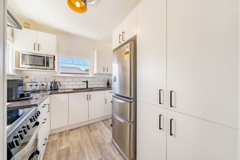 Photo of property in 72a Moeraki Road, Maoribank, Upper Hutt, 5018