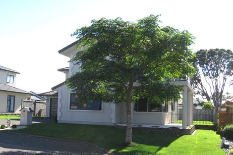 Photo of property in 16 Tollana Road, Te Atatu Peninsula, Auckland, 0610