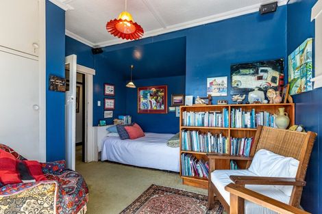 Photo of property in 2 Beacon Hill Road, Miramar, Wellington, 6022