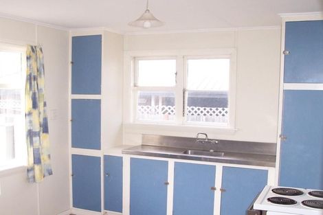 Photo of property in 9 Virgil Place, Northcote, Christchurch, 8052