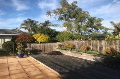 Photo of property in 10 Roadley Avenue, Sunnyhills, Auckland, 2010