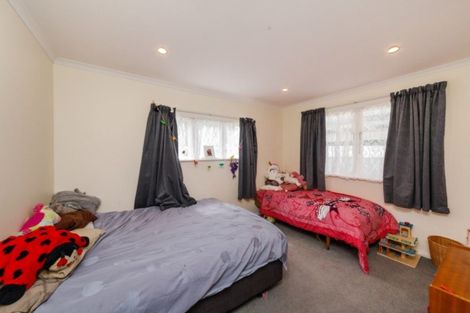 Photo of property in 2/24 Birmingham Street, Takaro, Palmerston North, 4412