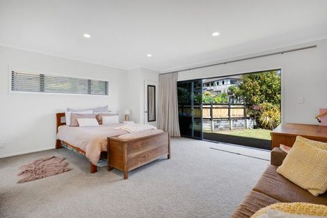 Photo of property in 17 Ashmore Drive, Frankleigh Park, New Plymouth, 4310