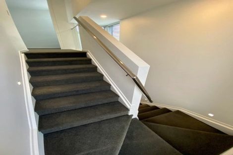 Photo of property in 40c Reeves Road, Pakuranga, Auckland, 2010