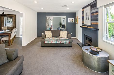 Photo of property in 1 Goddard Grove, Churton Park, Wellington, 6037