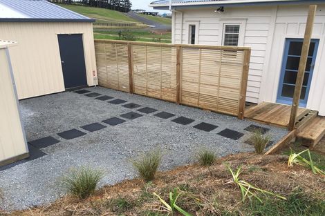 Photo of property in 4 Amelie Place, Coopers Beach, 0420