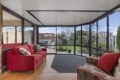 Photo of property in 137 Hagart-alexander Drive, Mosgiel, 9024