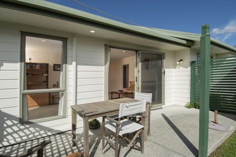 Photo of property in 17 Donegal Place, Katikati, 3129