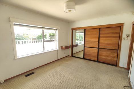Photo of property in 17 Matipo Road, Te Atatu Peninsula, Auckland, 0610