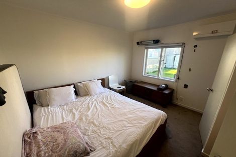 Photo of property in 1/3 Exmouth Road, Northcote, Auckland, 0627