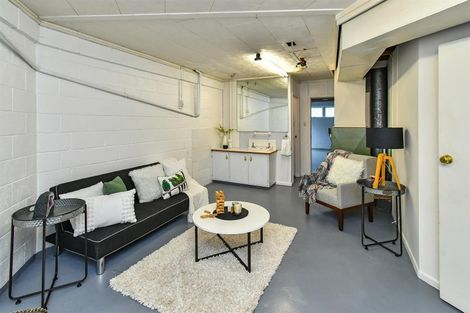 Photo of property in 3 Dennis Avenue, Hillpark, Auckland, 2102