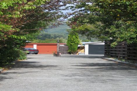 Photo of property in 21 Omaha Grove, Totara Park, Upper Hutt, 5018