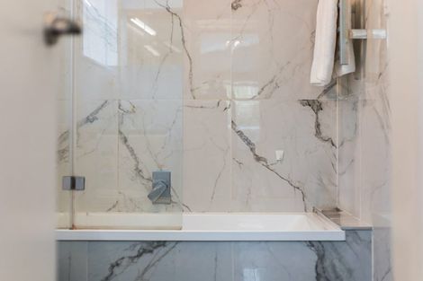 Photo of property in 387 Muritai Road, Eastbourne, Lower Hutt, 5013