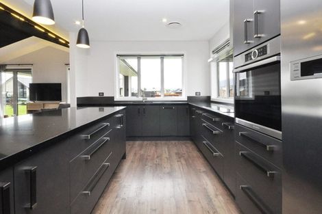 Photo of property in 33 Baxter Michael Crescent, Cambridge, 3434