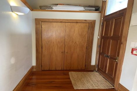 Photo of property in 1/12 Murphy Street, Thorndon, Wellington, 6011