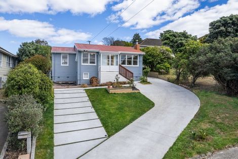Photo of property in 118 Te Pene Avenue, Titahi Bay, Porirua, 5022