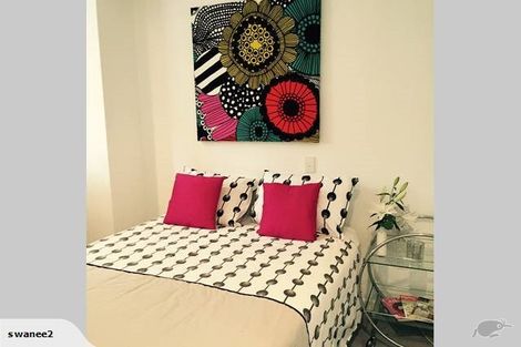 Photo of property in 14a Glade Place, Birkenhead, Auckland, 0626