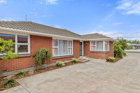 Photo of property in 33 Wingate Street, Redwood, Christchurch, 8051