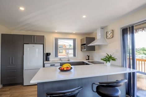 Photo of property in 54 Elwyn Crescent, Green Island, Dunedin, 9018