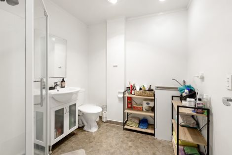 Photo of property in 5d Geddes Terrace, Avondale, Auckland, 1026