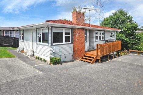 Photo of property in 1 Falkirk Street, Blockhouse Bay, Auckland, 0600