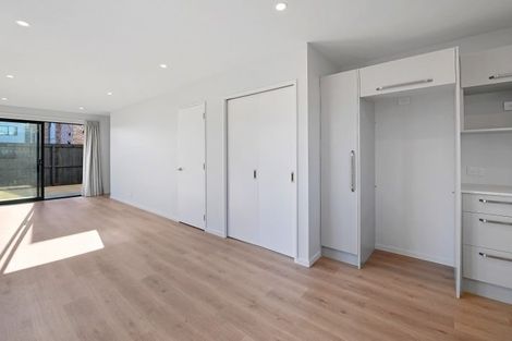 Photo of property in 2/64 Brockworth Place, Riccarton, Christchurch, 8011