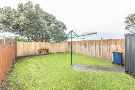 Photo of property in 30 Seafront Road, Castlecliff, Wanganui, 4501