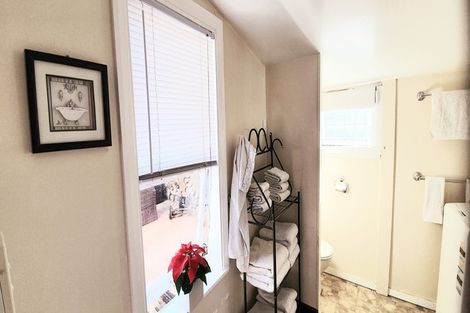 Photo of property in 158 Springfield Road, St Albans, Christchurch, 8014