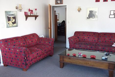 Photo of property in 2/50 Grove Street, The Wood, Nelson, 7010